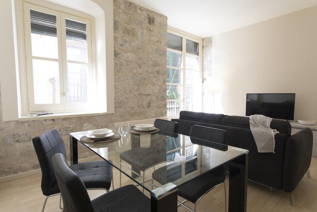 Apartament Bravissimo Cort Reial-2A Girona Zewnętrze zdjęcie