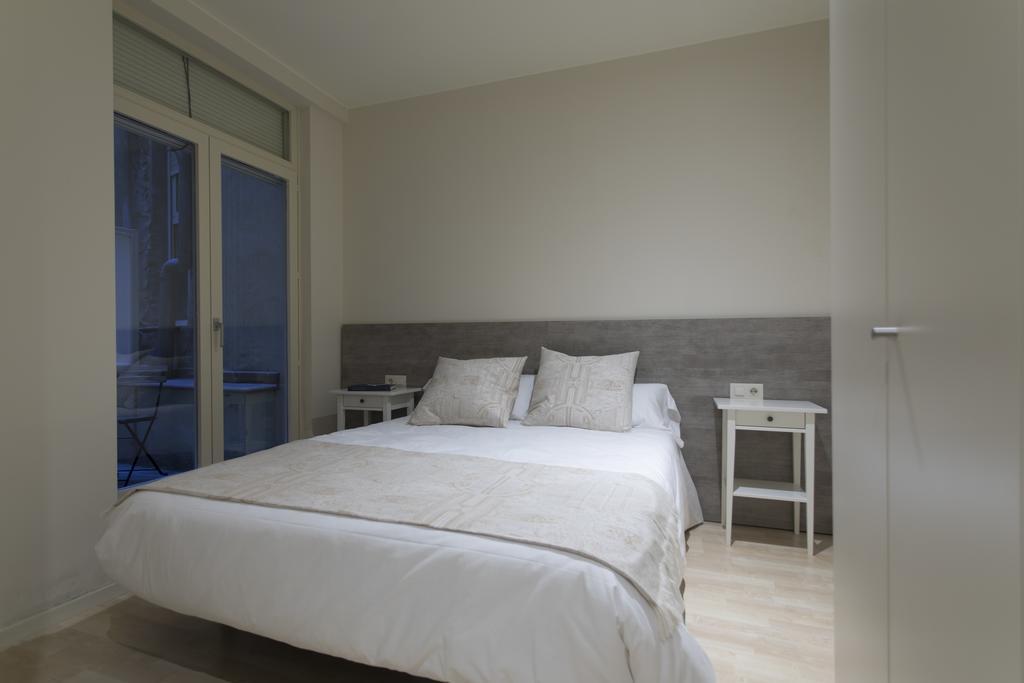 Apartament Bravissimo Cort Reial-2A Girona Zewnętrze zdjęcie